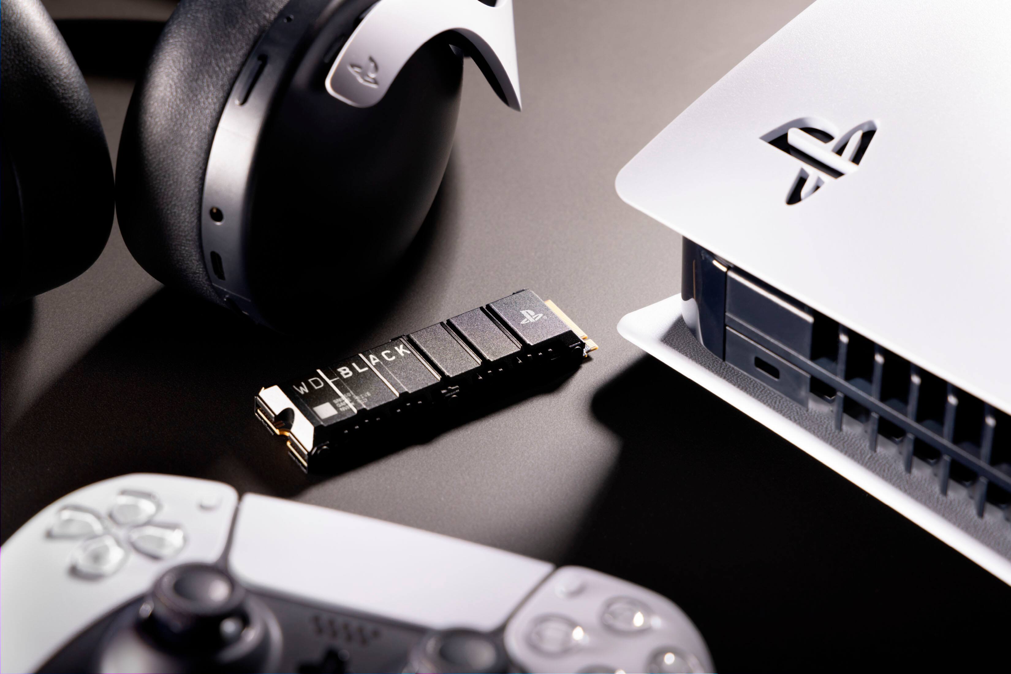 Alt View 18. WD - BLACK SN850P 1TB Internal SSD PCIe Gen 4 x4 with Heatsink for PS5 - Black.