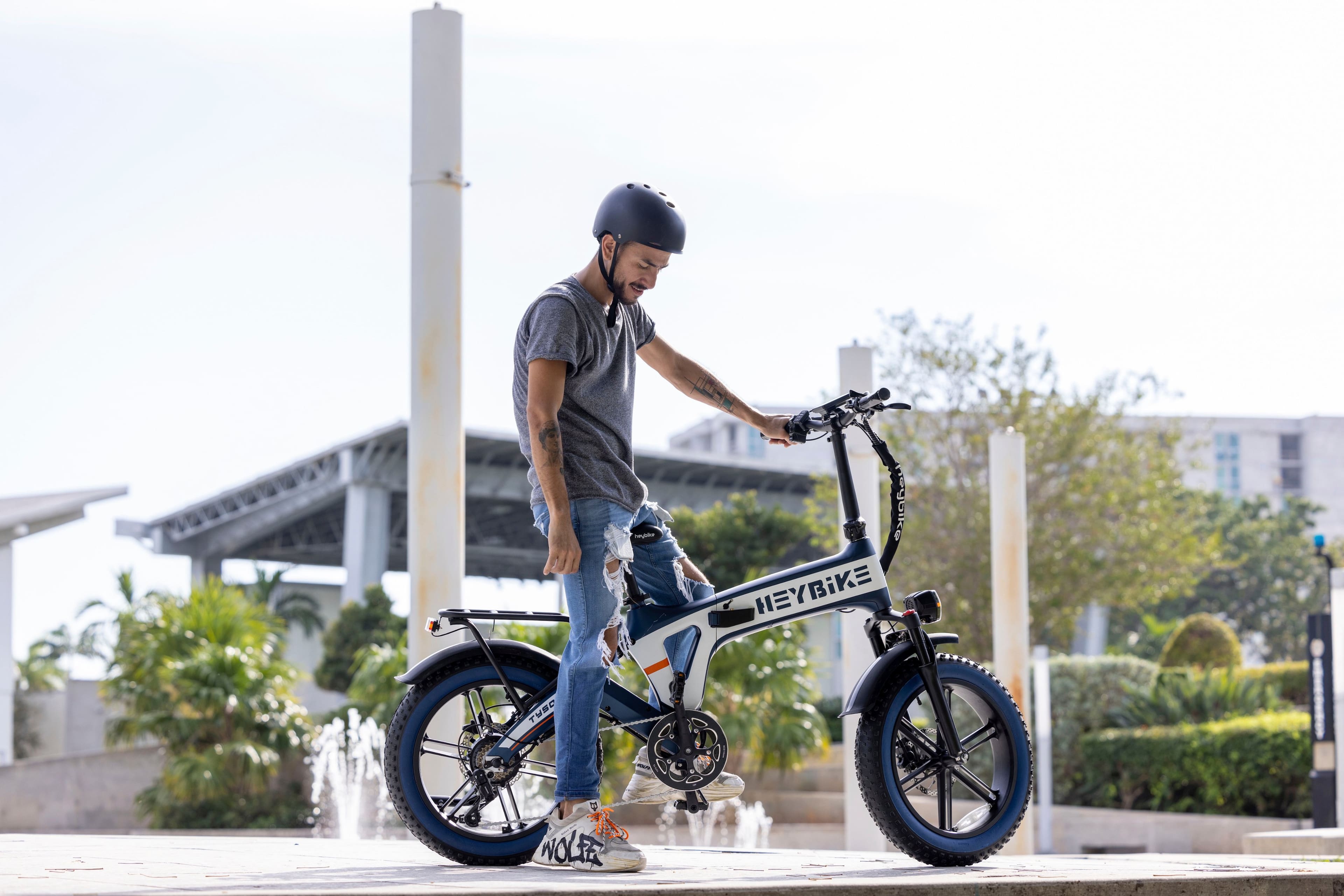 Alt View 15. Heybike - Tyson Foldable E-bike w/ 55mi Max Operating Range & 28 mph Max Speed - Blue.