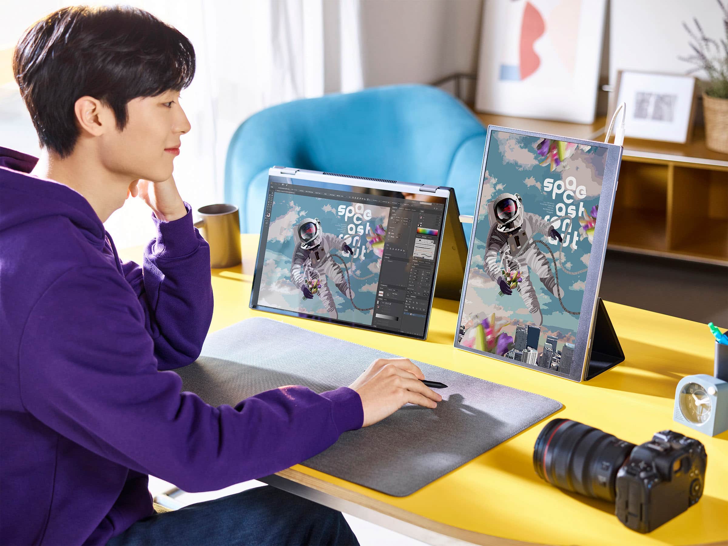 Alt View 24. LG - gram +view 16” IPS LED 60Hz Portable Monitor (USB Type-C) - Silver.