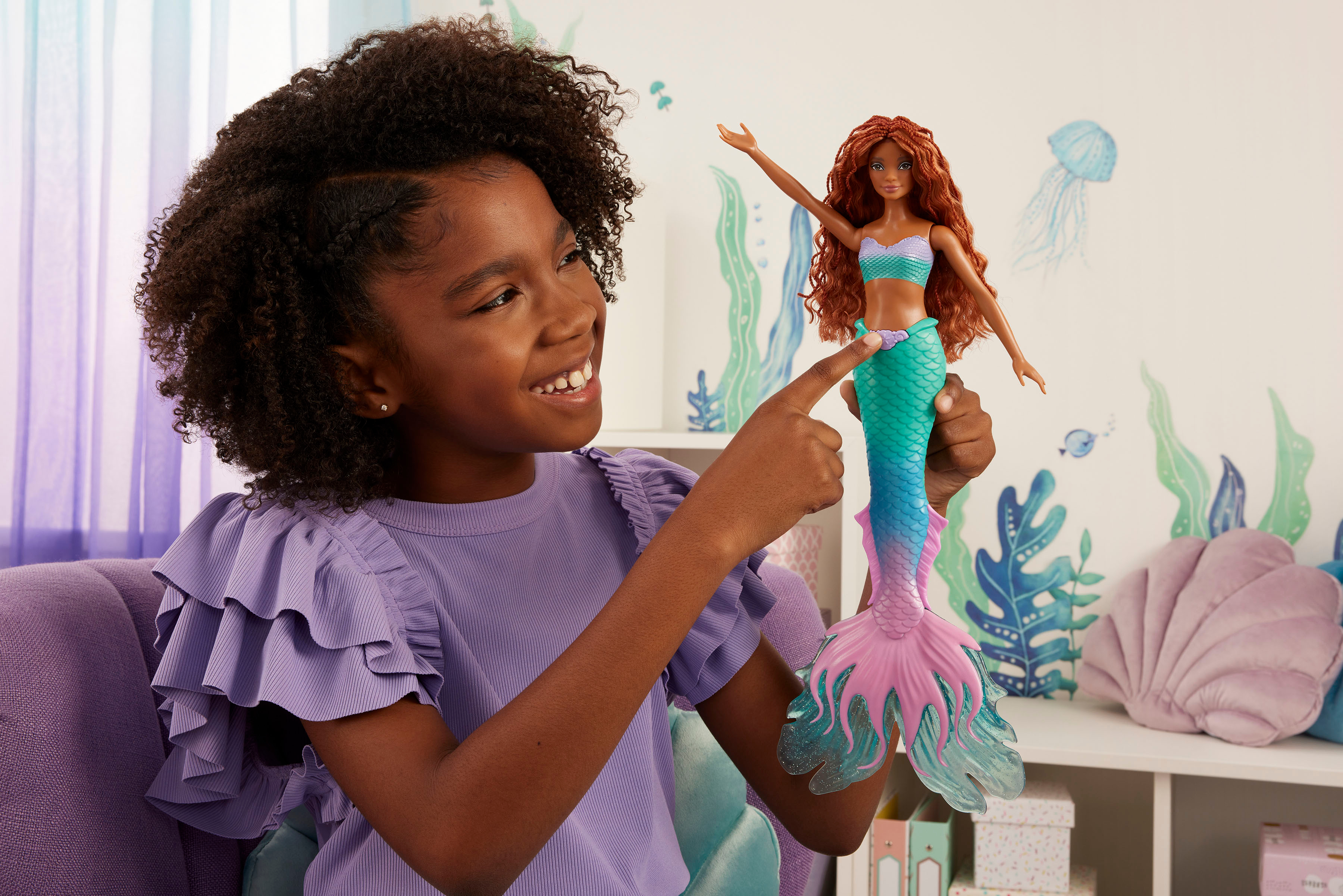 Left View: Disney - The Little Mermaid Ariel Sing & Deam 15" Doll