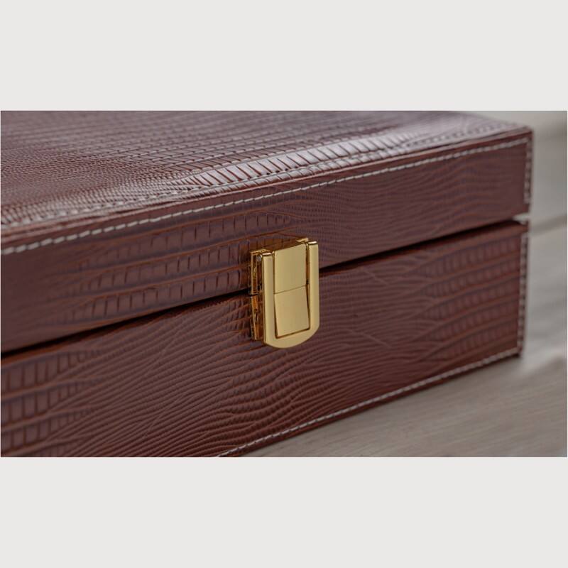 Back. Prestige - THE GatorBack Brown Cigar Humidor Gift Set - Brown Gator Skin Design Leather.