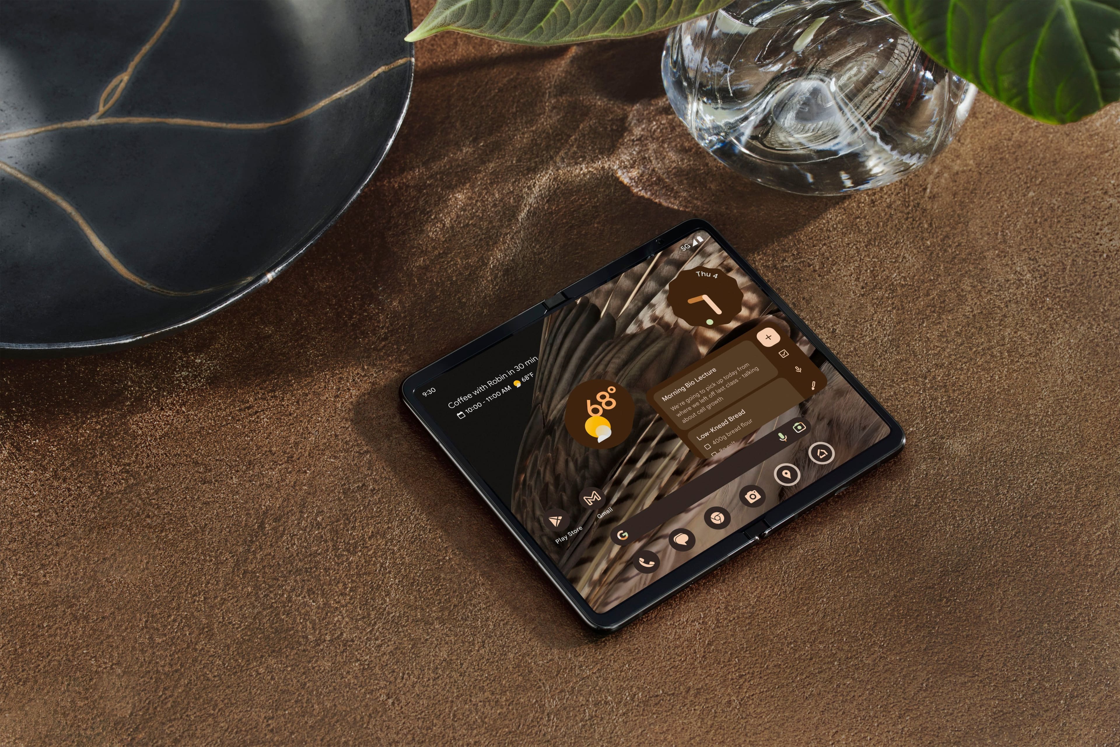 Alt View 16. Google - Pixel Fold 5G 256GB (Unlocked) - Obsidian.