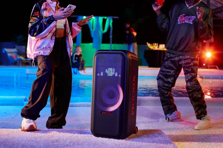 Alt View 27. LG - XBOOM XL7 Portable Tower Party Speaker with Pixel LED - Black.