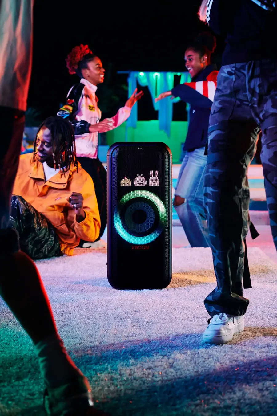 Alt View 16. LG - XBOOM XL7 Portable Tower Party Speaker with Pixel LED - Black.
