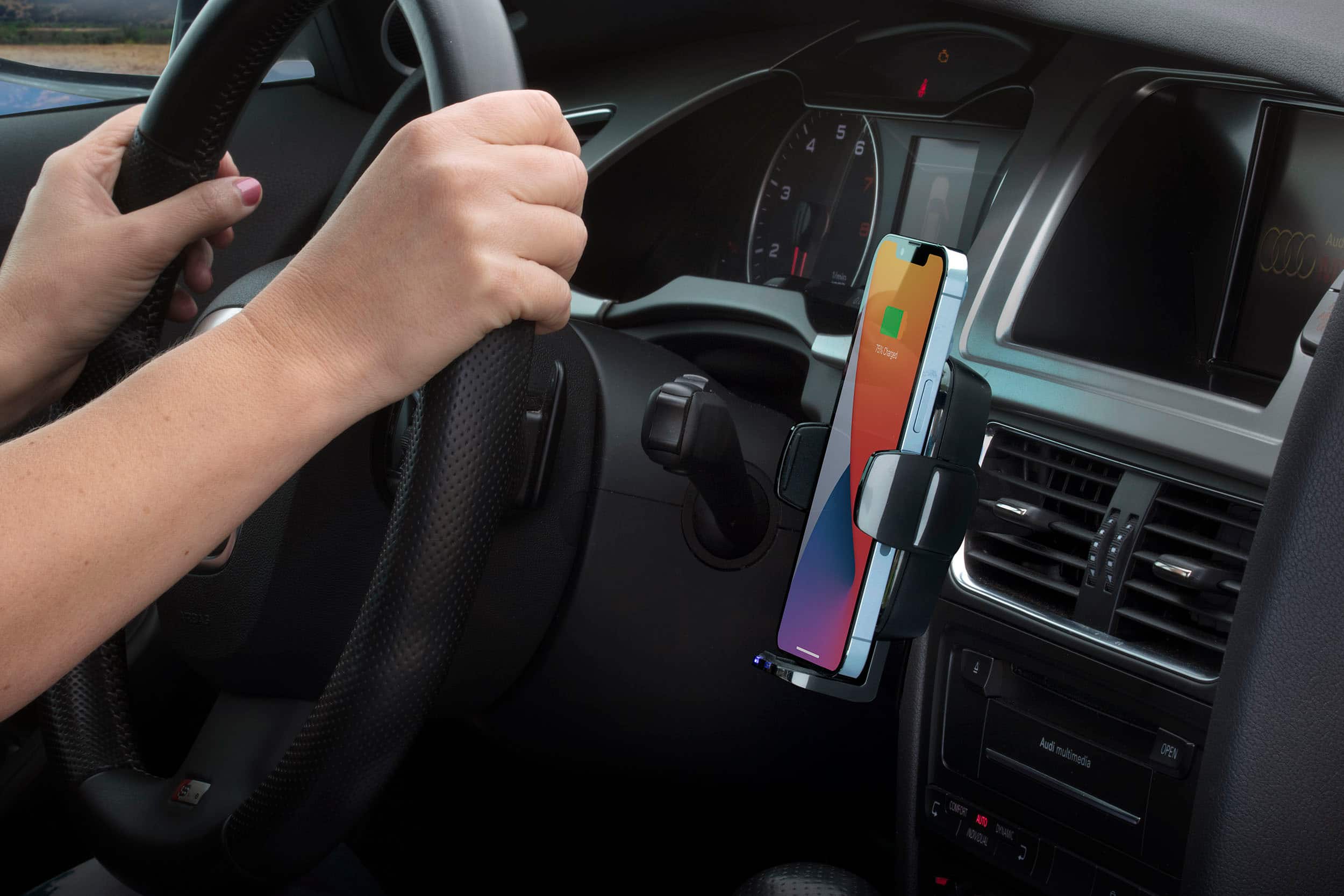 Alt View 12. Scosche - Wireless Charging Dash/Vent Universal Mount for Mobile Phones - Black.