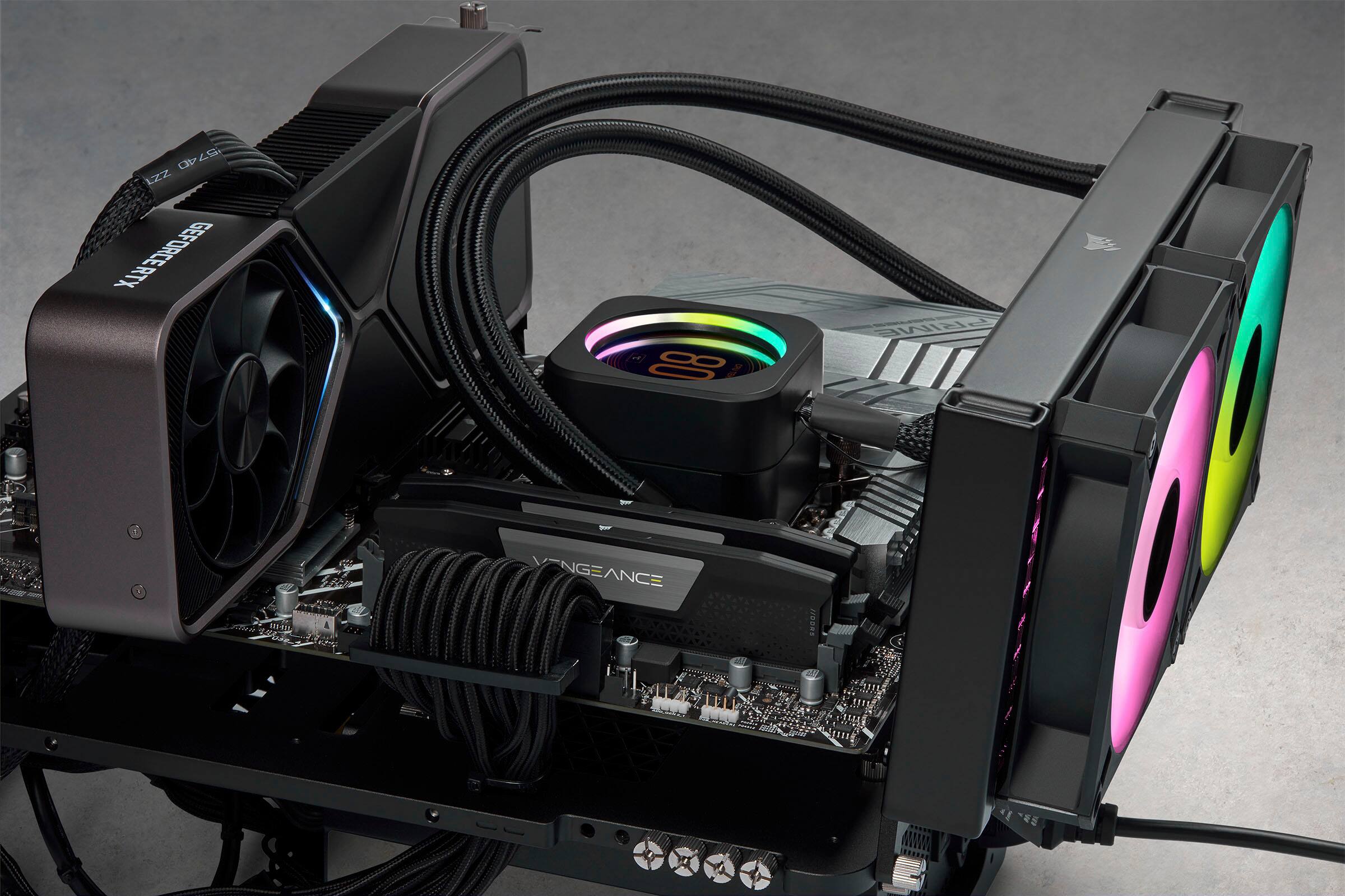 Alt View 12. CORSAIR - VENGEANCE 32GB (2x16GB) DDR5 6400MHz C32 UDIMM Desktop Memory - Black.