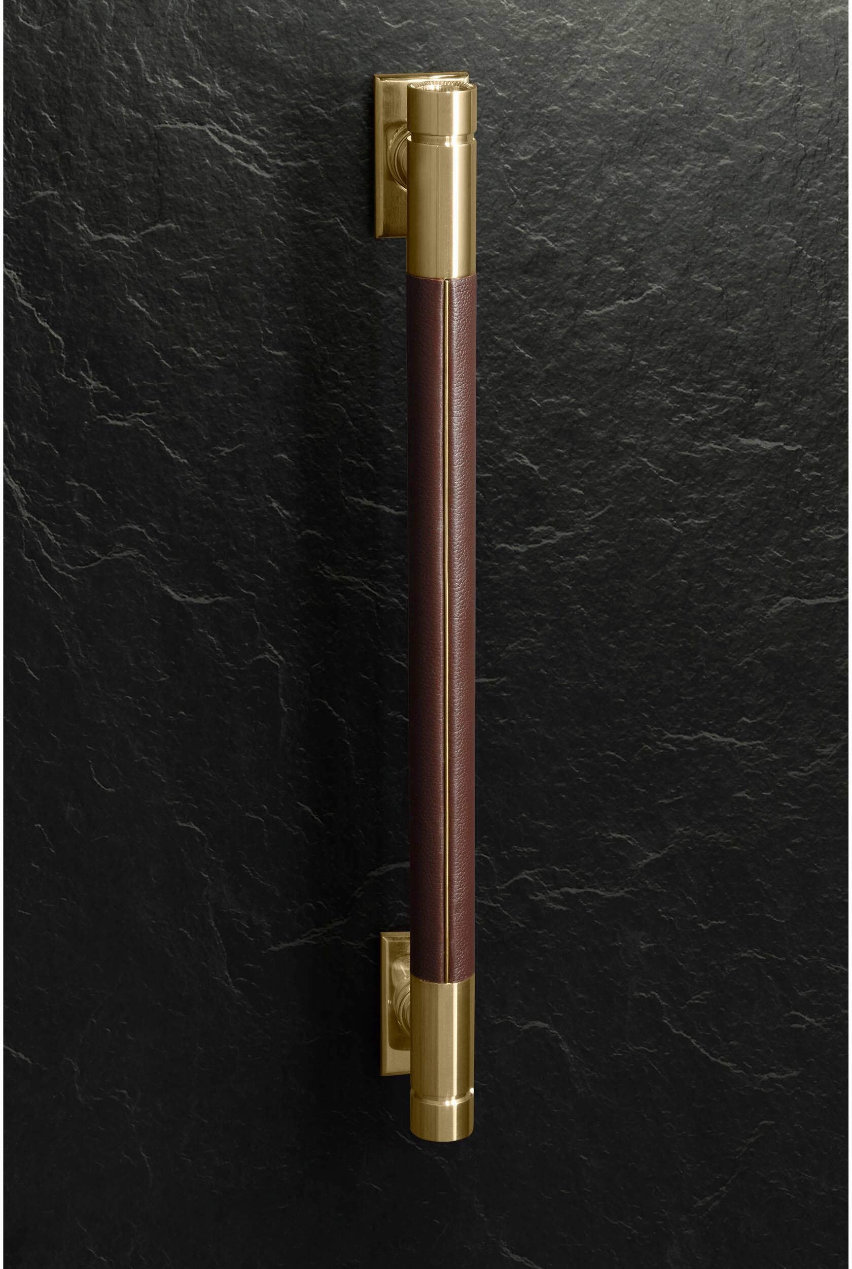 Short Statement Handle for 48" Monogram Pro Ranges - Brass