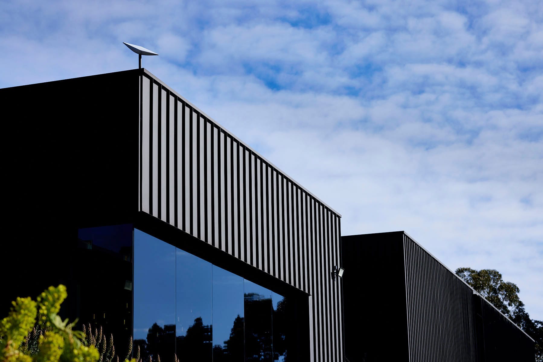 Alt View 16. STARLINK - High Performance Kit AC Dual Band Wi-Fi System - White.