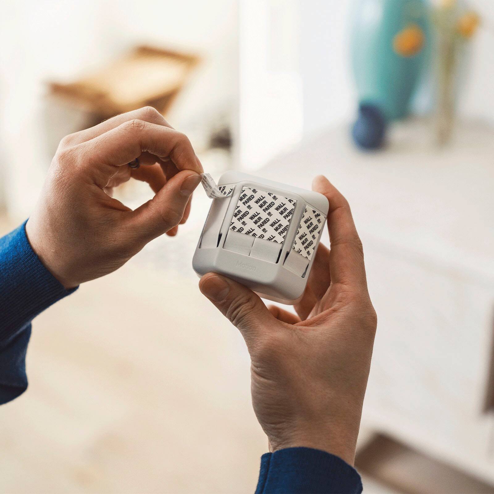 Alt View 11. SimpliSafe - Motion Sensor - White.