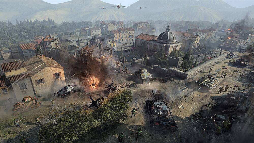Left. SEGA - Company of Heroes 3.