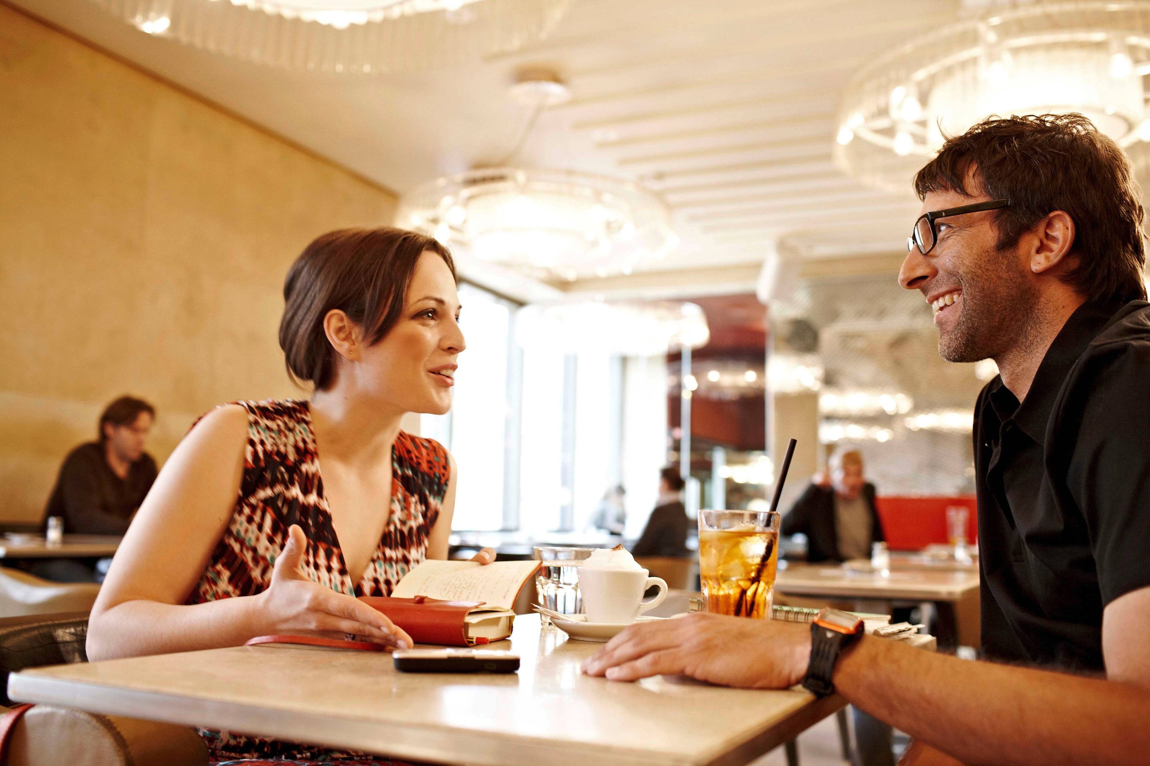 Alt View 40. Philips - VoiceTracer DVT2015 8GB Voice Recorder with Sembly Cloud Speech-to-Text Software.