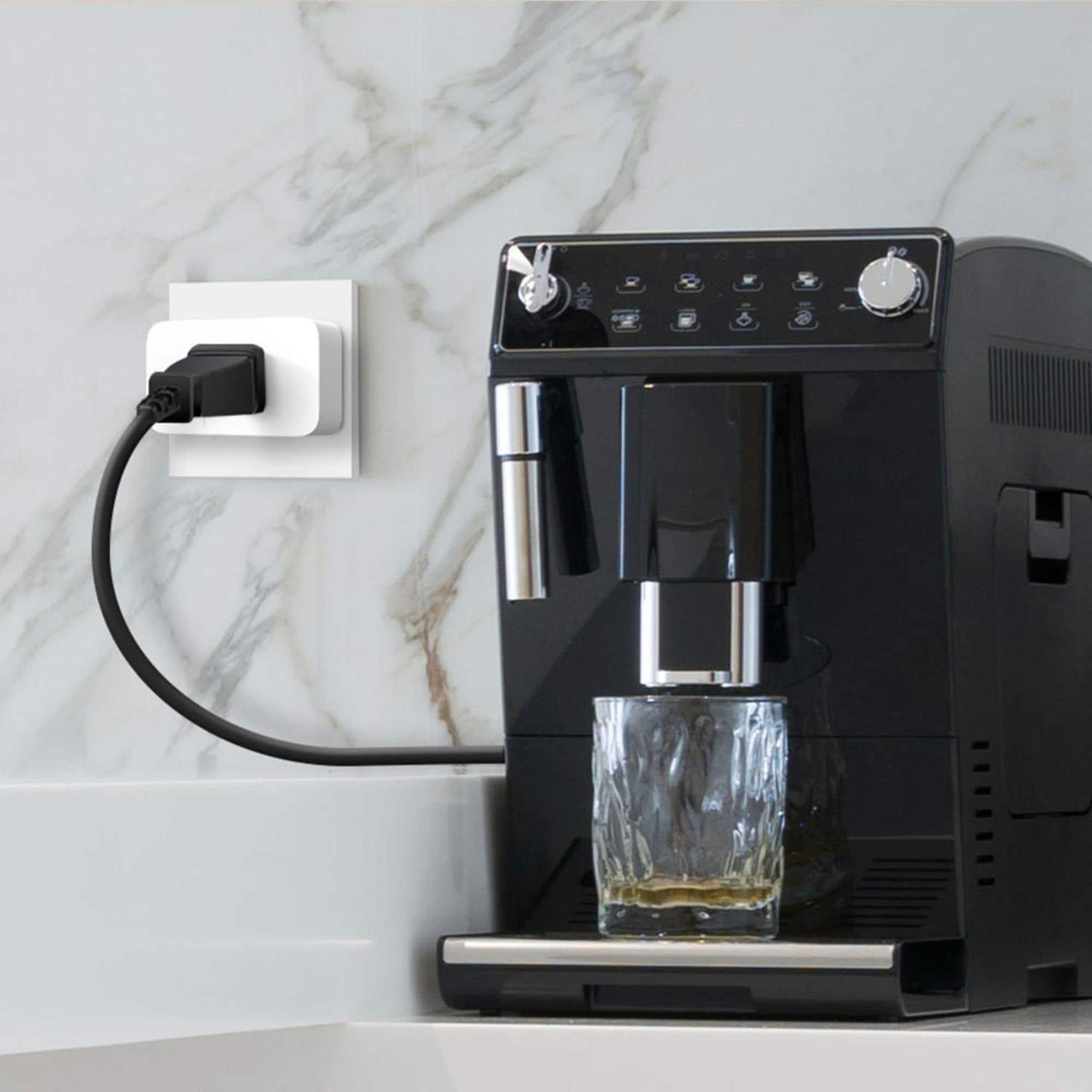 Alt View 15. TP-Link - Tapo Smart Wi-Fi Plug Mini with Matter (3-pack) - White.