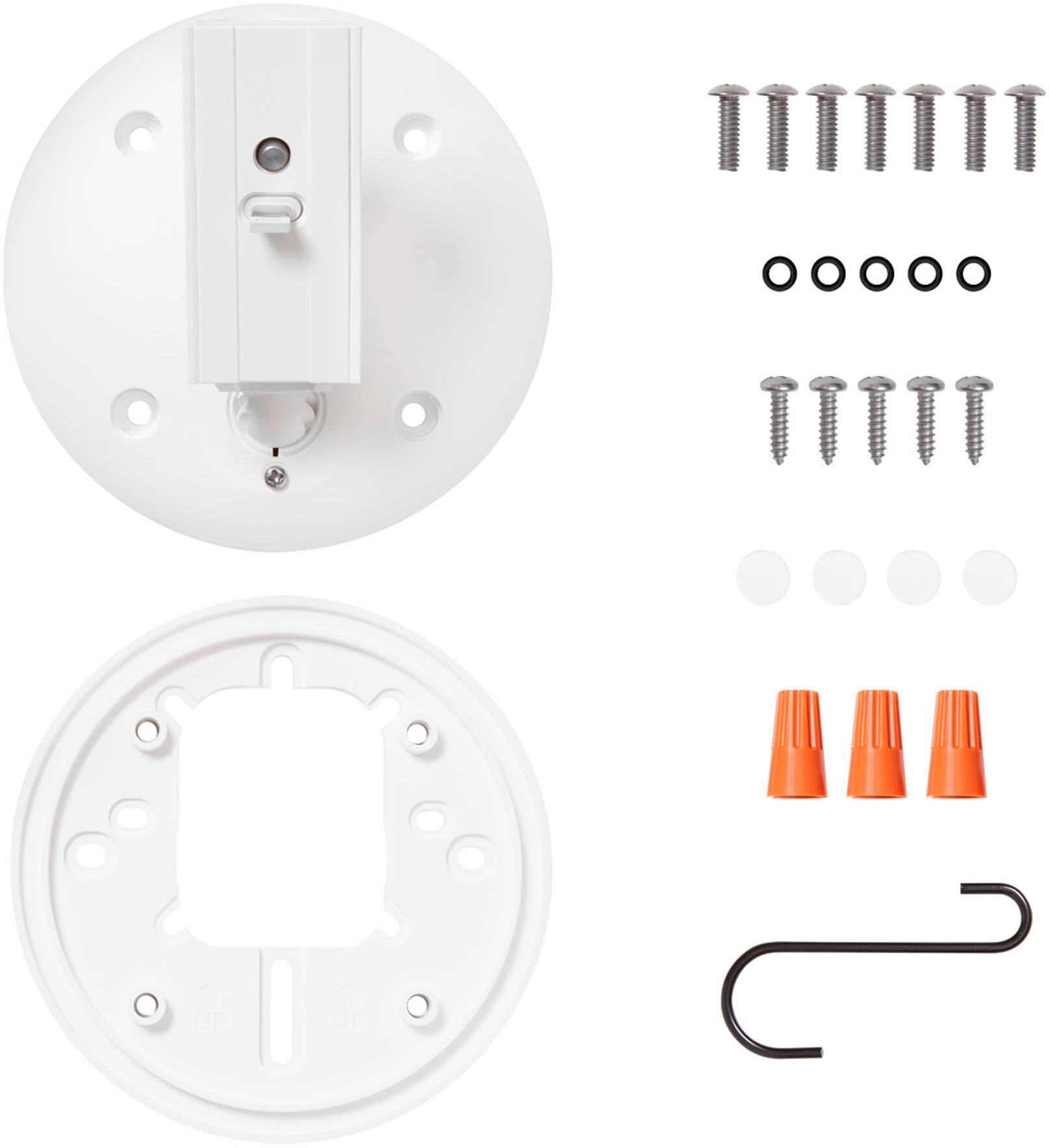 The text on the image reads "TIIIIII ... TTTTT." However, it is not clear what the text represents or refers to. It could be a code, a message, or a description of the items in the image.