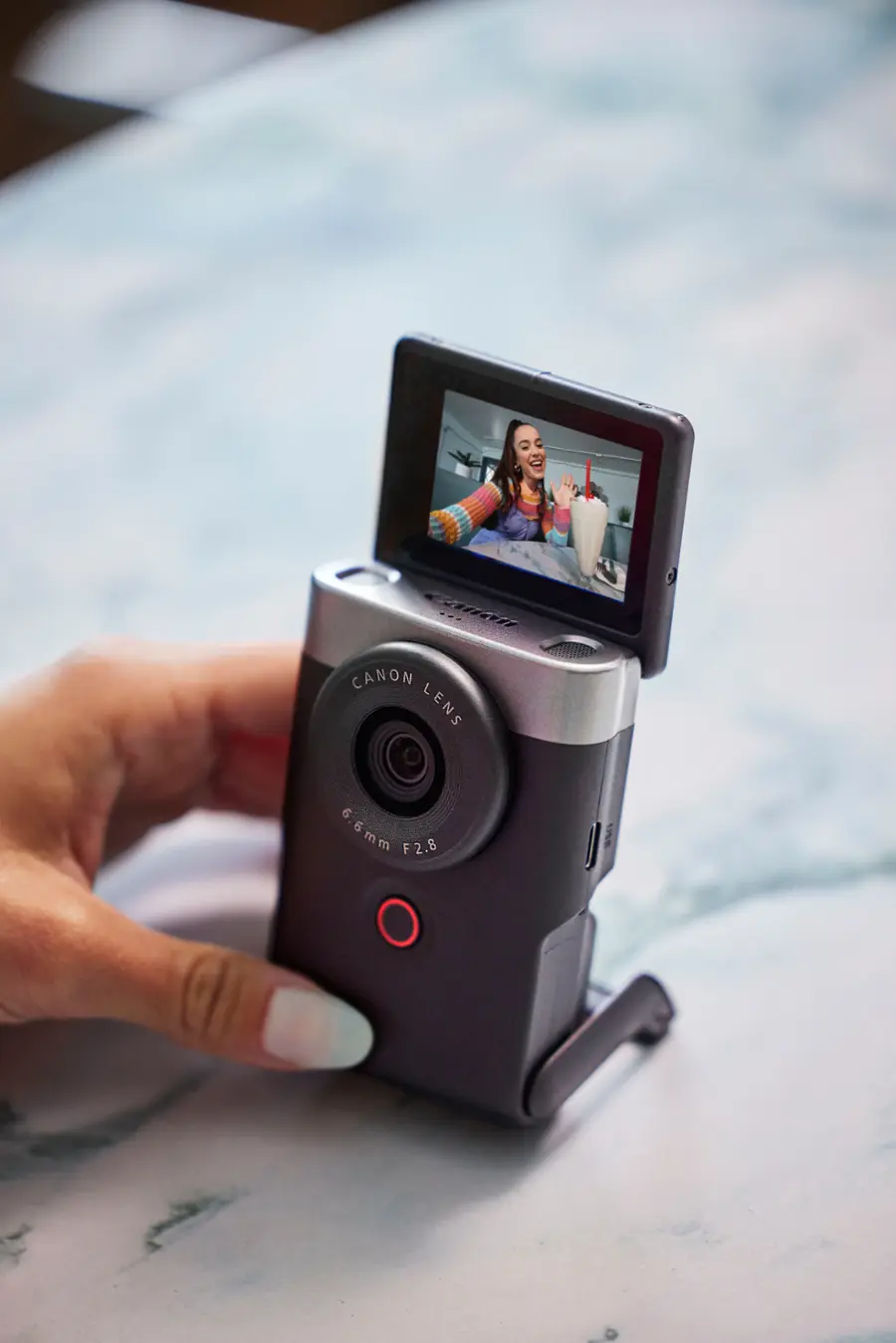 Alt View 29. Canon - PowerShot V10 4K Video 20.9-Megapixel Digital Camera for Vloggers and Content Creators - Silver.