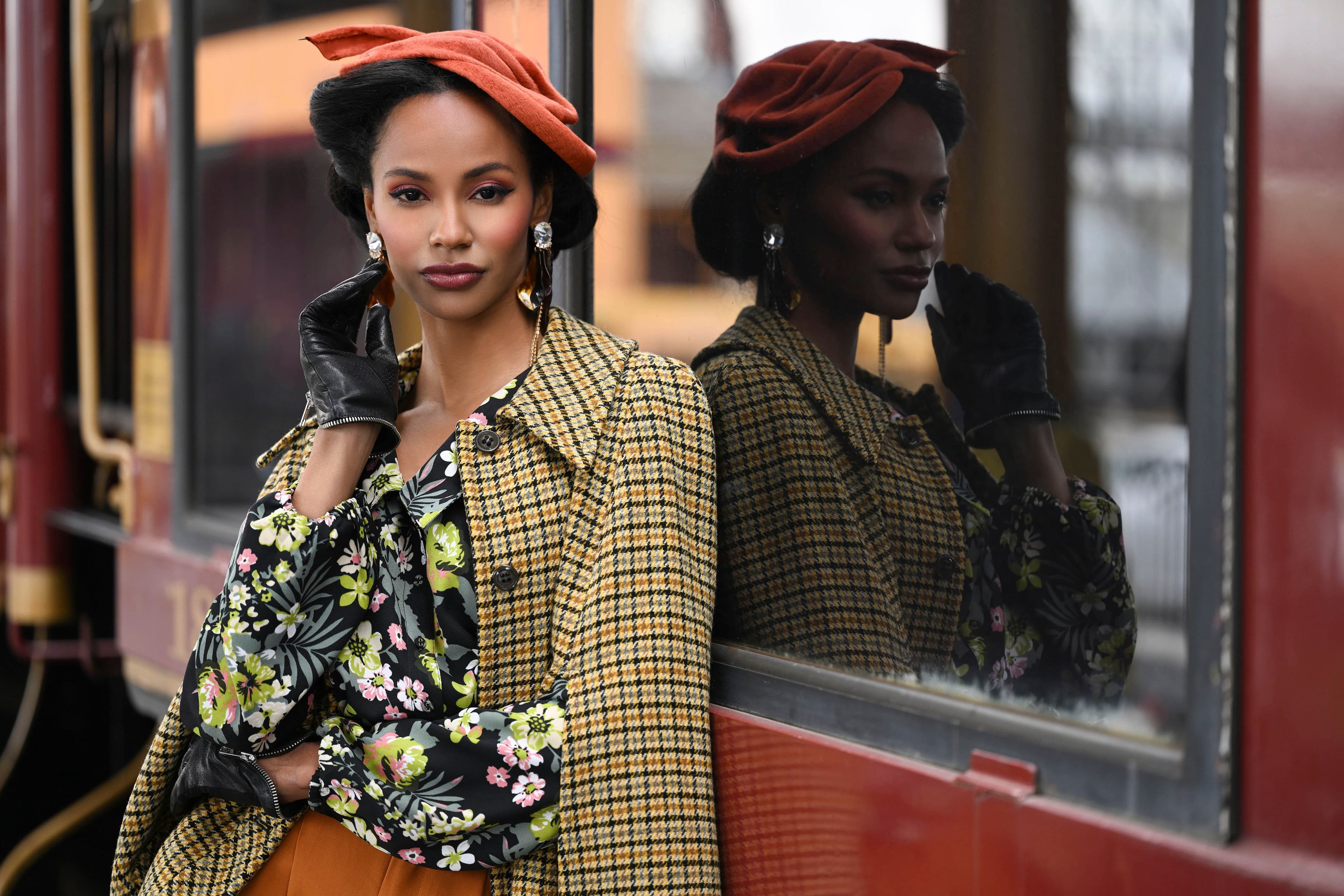 Alt View 15. Nikon - Z 8 8K Video Mirrorless Camera Body w/ NIKKOR Z 24-120mm f/4 S lens - Black.