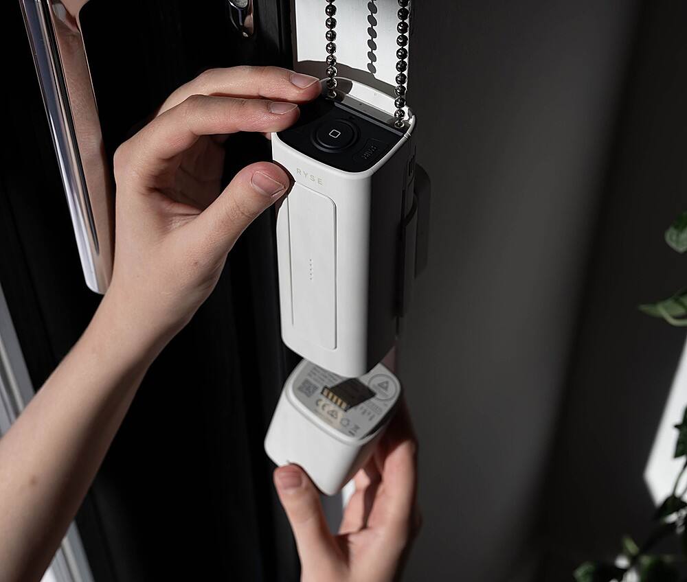 Alt View 13. RYSE - BatteryPack 1850 mAh for SmartShade - White.