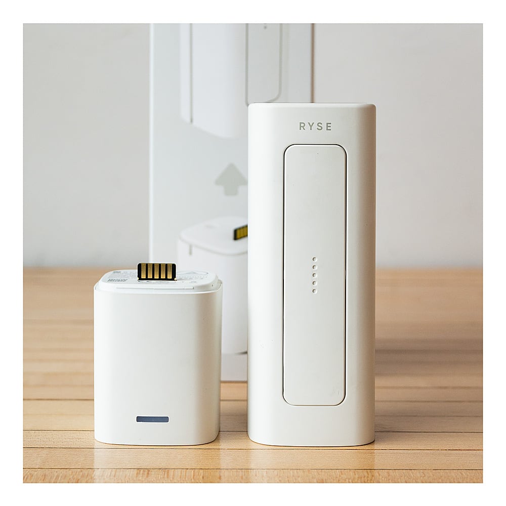 Alt View 1. RYSE - SmartShade with BatteryPack.