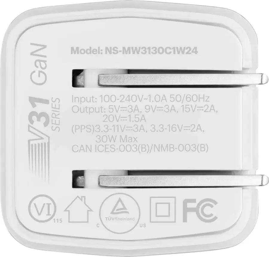 Insignia™ 30W Foldable Compact USB C Wall Charger for iPhone 15/14/13