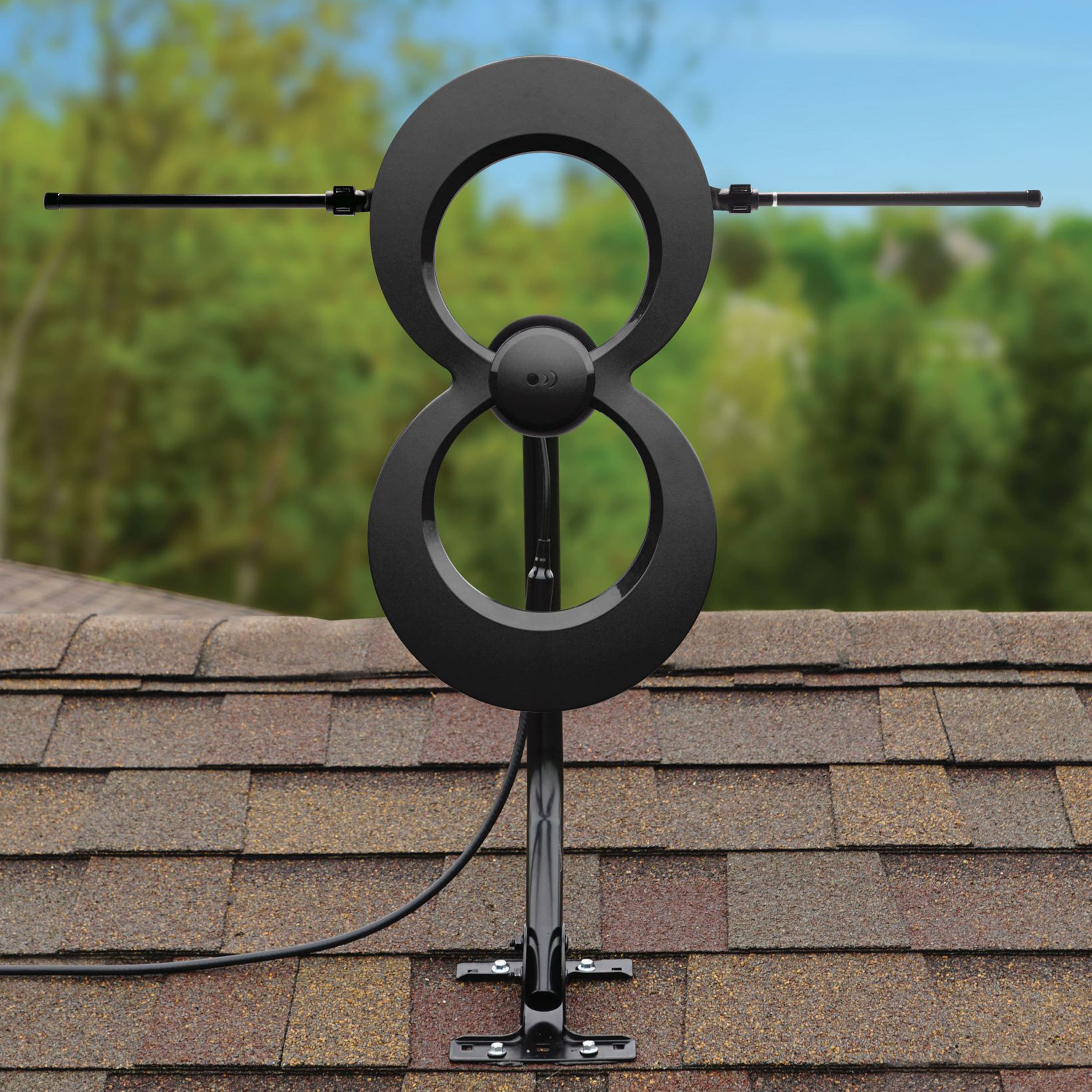 Alt View 13. Antennas Direct - ClearStream MAX-XR Complete Amplified Indoor/Outdoor HDTV Antenna with 60-Mile Range - Black.