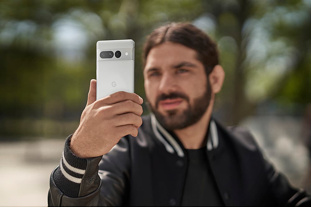 Alt View 11. Google - Geek Squad Certified Refurbished Pixel 7 256GB (Unlocked) - Snow.