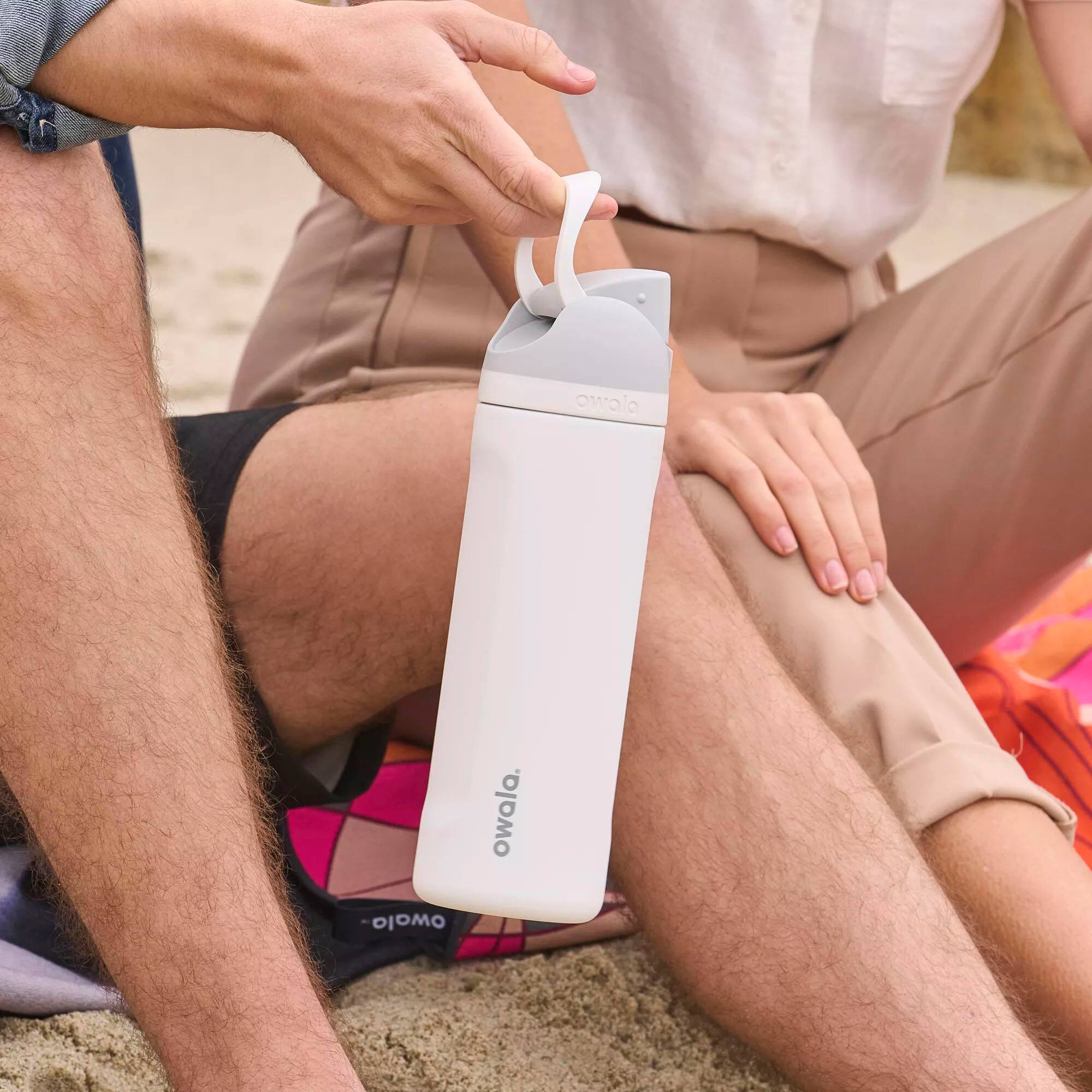 Alt View 17. Owala - FreeSip Insulated Stainless Steel 24 oz. Water Bottle - Blue Oasis.