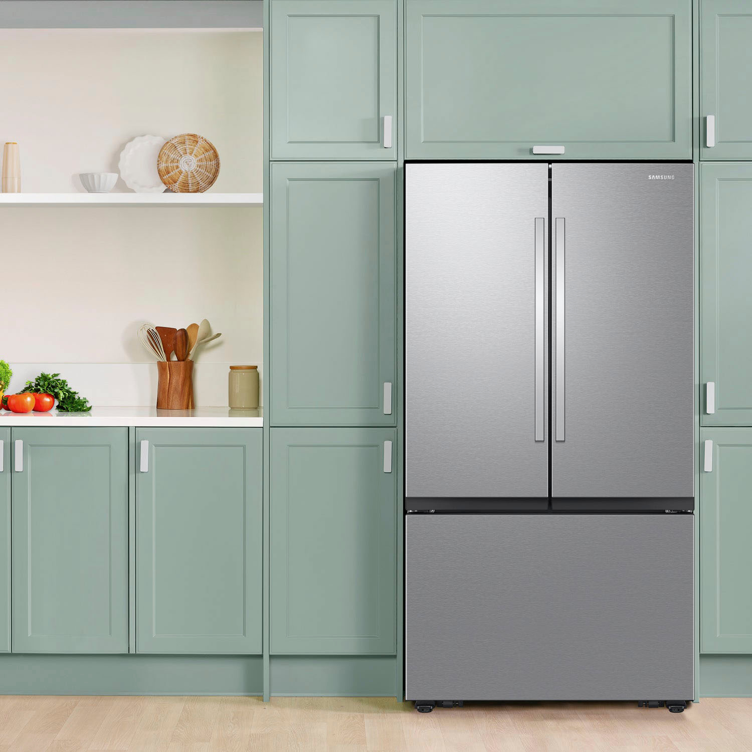 Samsung 32 cu. ft. 3-Door French Door Smart Refrigerator with Dual Auto Ice  Maker Stainless Steel RF32CG5100SR/AA - Best Buy