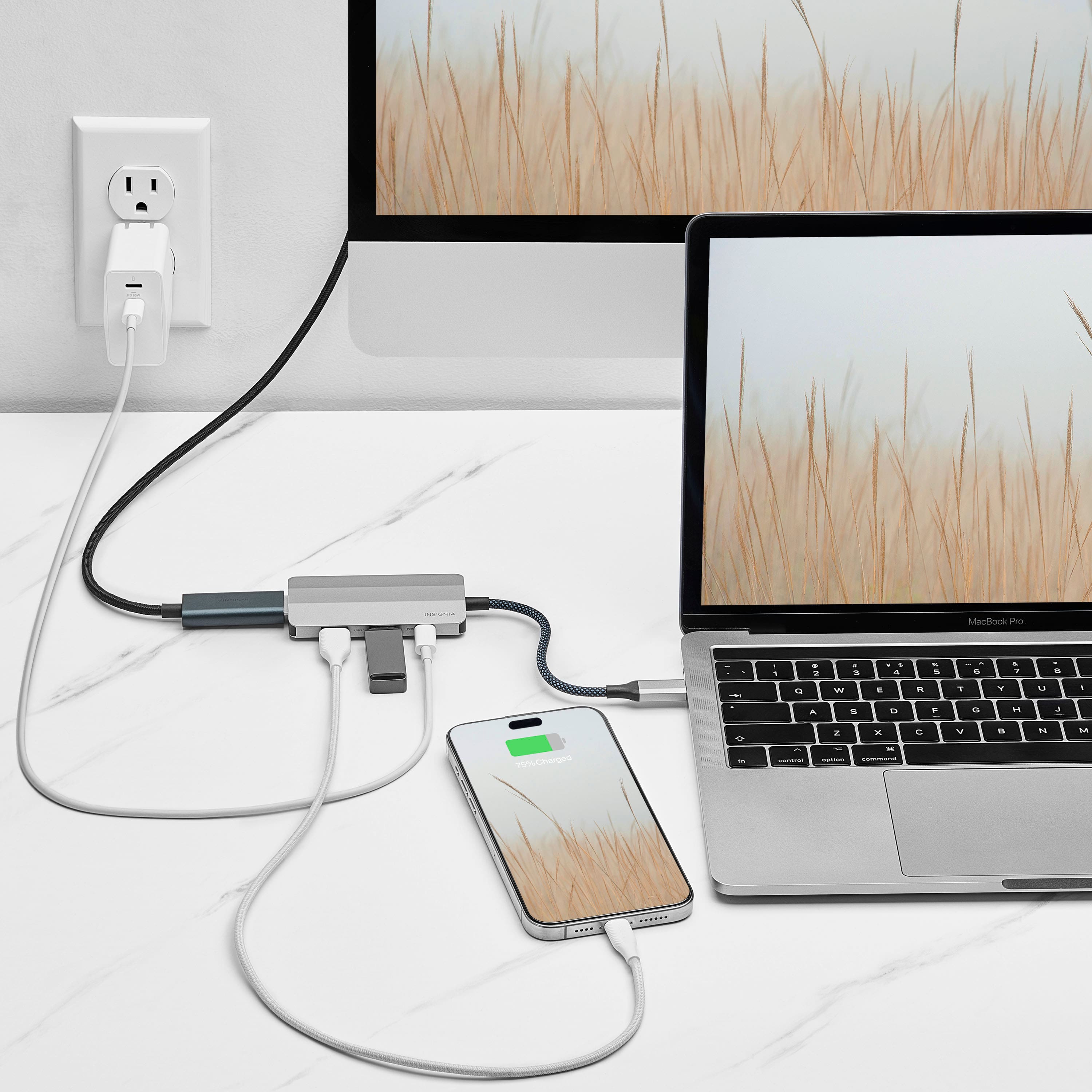 Alt View 17. Insignia™ - 4-Port USB-C Hub - Gray.