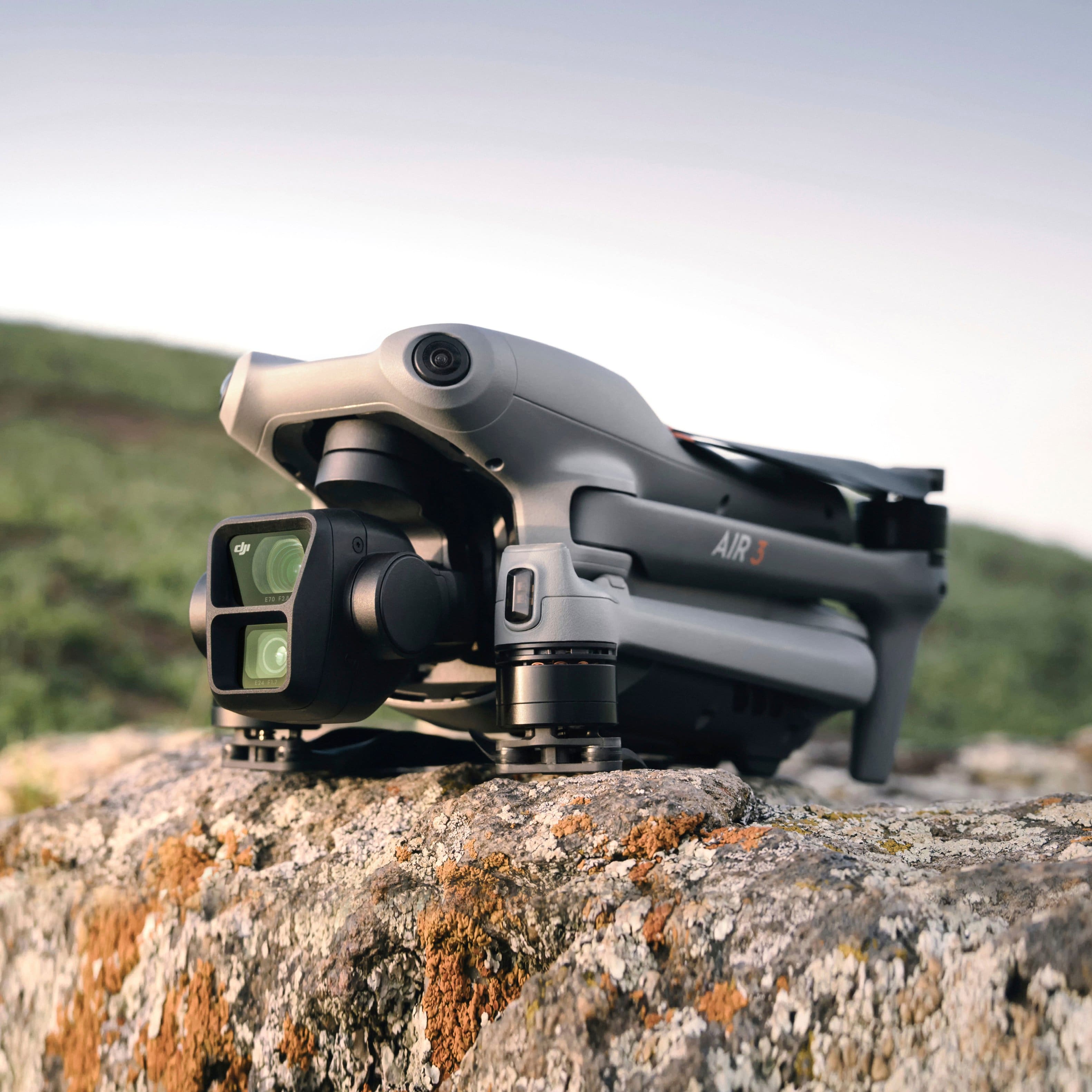 Alt View 15. DJI - Air 3 Fly More Combo Drone and RC 2 Remote Control with Built-in Screen - Gray.