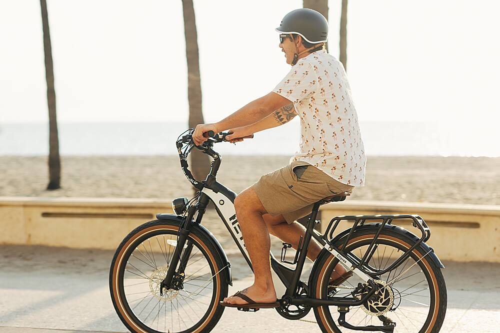 Left. Heybike - Cityrun Ebike w/ 55mi Max Operating Range & 25 mph Max Speed - Black.