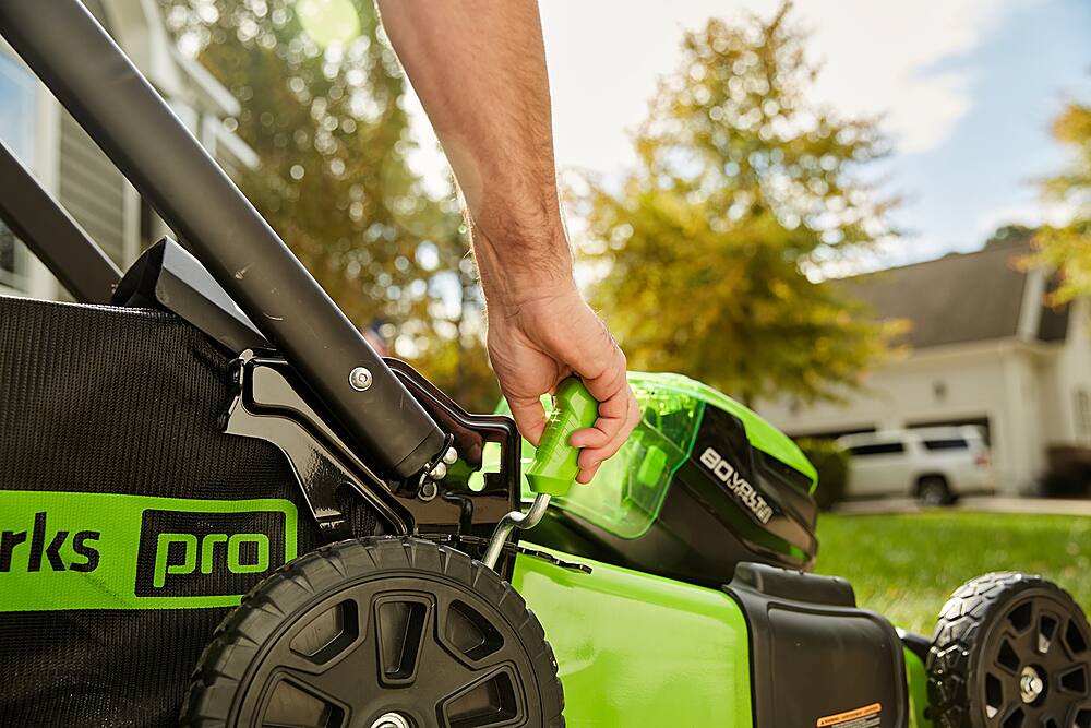 Alt View 18. Greenworks - 80V 21” Cordless Self-Propelled Lawn Mower with (2) 4.0 Ah Batteries and Dual-Port Charger - Green.