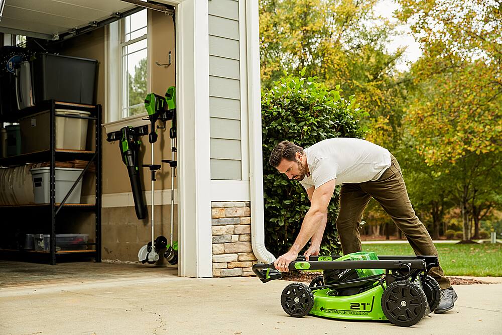 Alt View 20. Greenworks - 80V 21” Cordless Self-Propelled Lawn Mower with (2) 4.0 Ah Batteries and Dual-Port Charger - Green.
