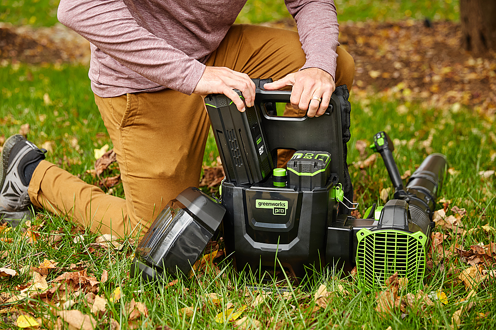 Back View: Greenworks - 80V 690 CFM 165 MPH Cordless Backpack Leaf Blower with (2) 4.0 Ah Battery and Dual-Port Charger - Green