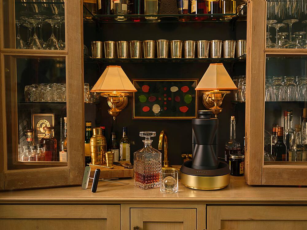 Alt View 17. Monogram - Forge Heated Ice Press - Black.