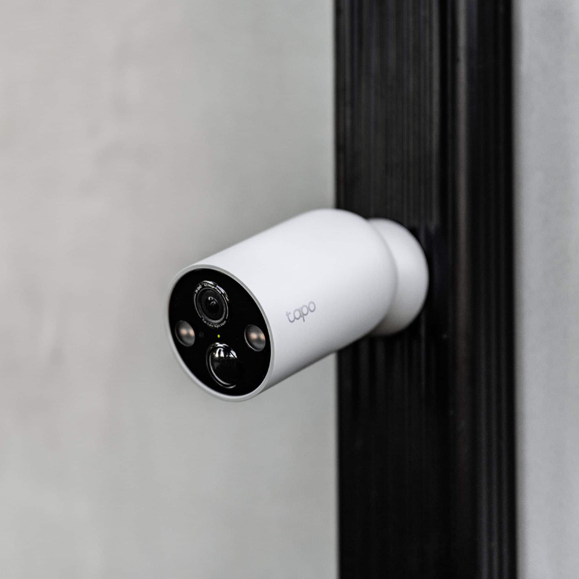 Alt View 18. TP-Link - Tapo Wire-Free Indoor/Outdoor Cameras with up to 300 days of Battery Life and Magnetic Base (4-Pack) - No Monthly Fees - White.