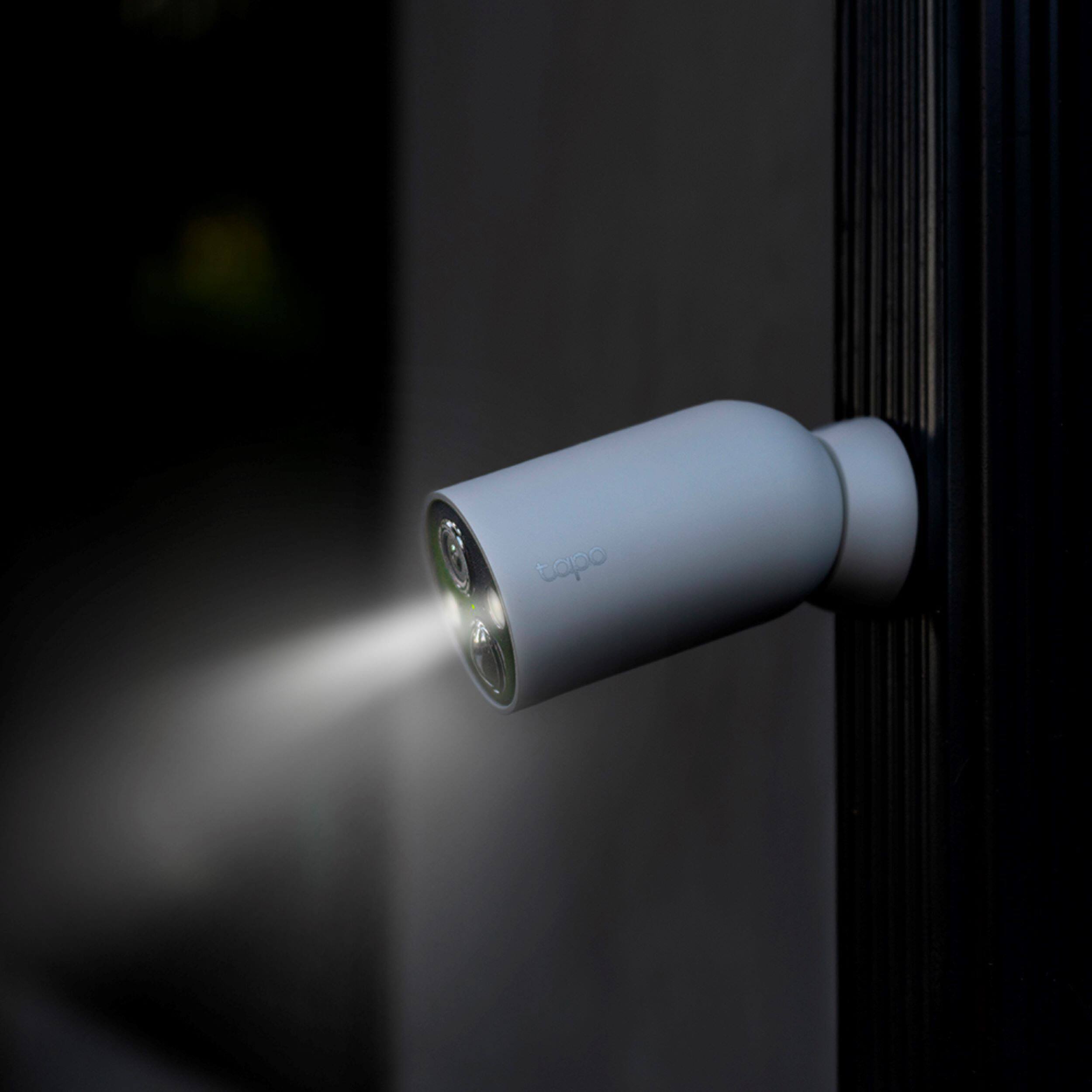 Alt View 25. TP-Link - Tapo Wire-Free Indoor/Outdoor 2K Smart Security Cameras, Magnetic Base (3-pack) No Fees - White.