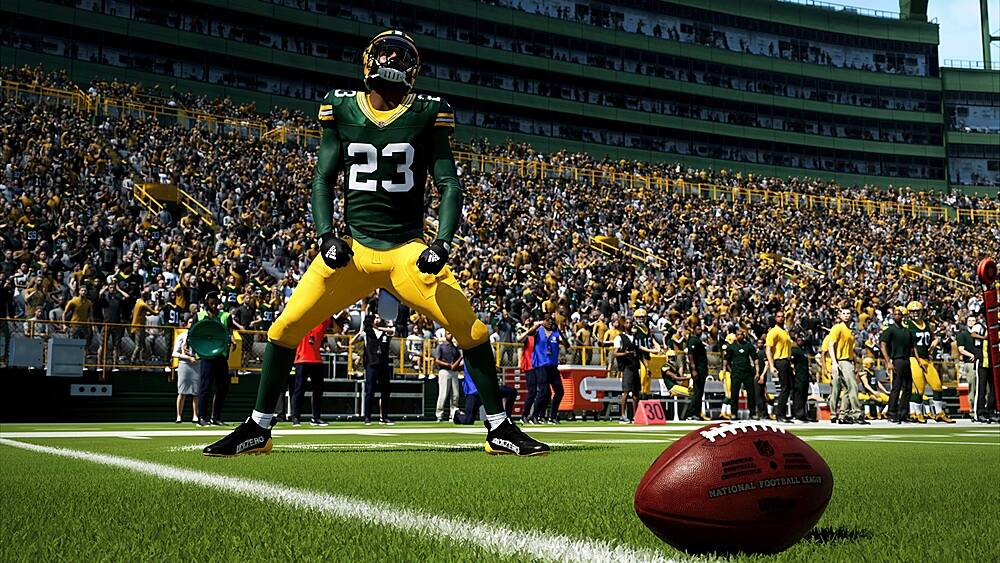 Alt View 12. Electronic Arts - Madden NFL 24.