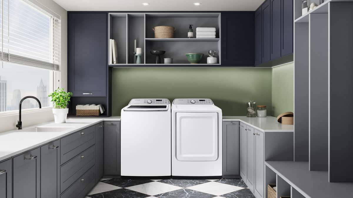 Alt View 19. Samsung - 7.4 Cu. Ft. Smart Gas Dryer with Sensor Dry - White.