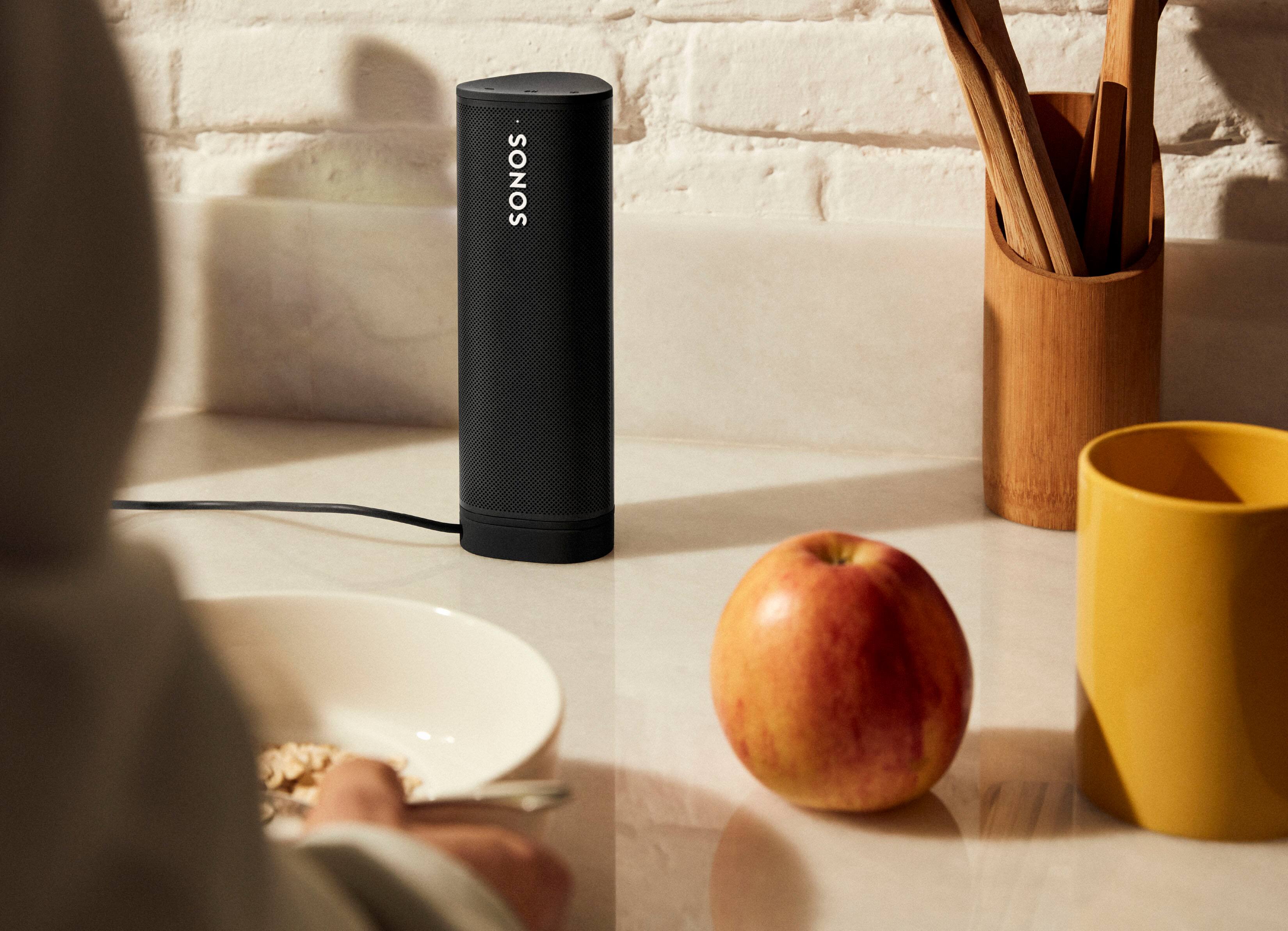 Alt View 13. Sonos - Roam + Wireless Charger Bundle (Each) - Black.