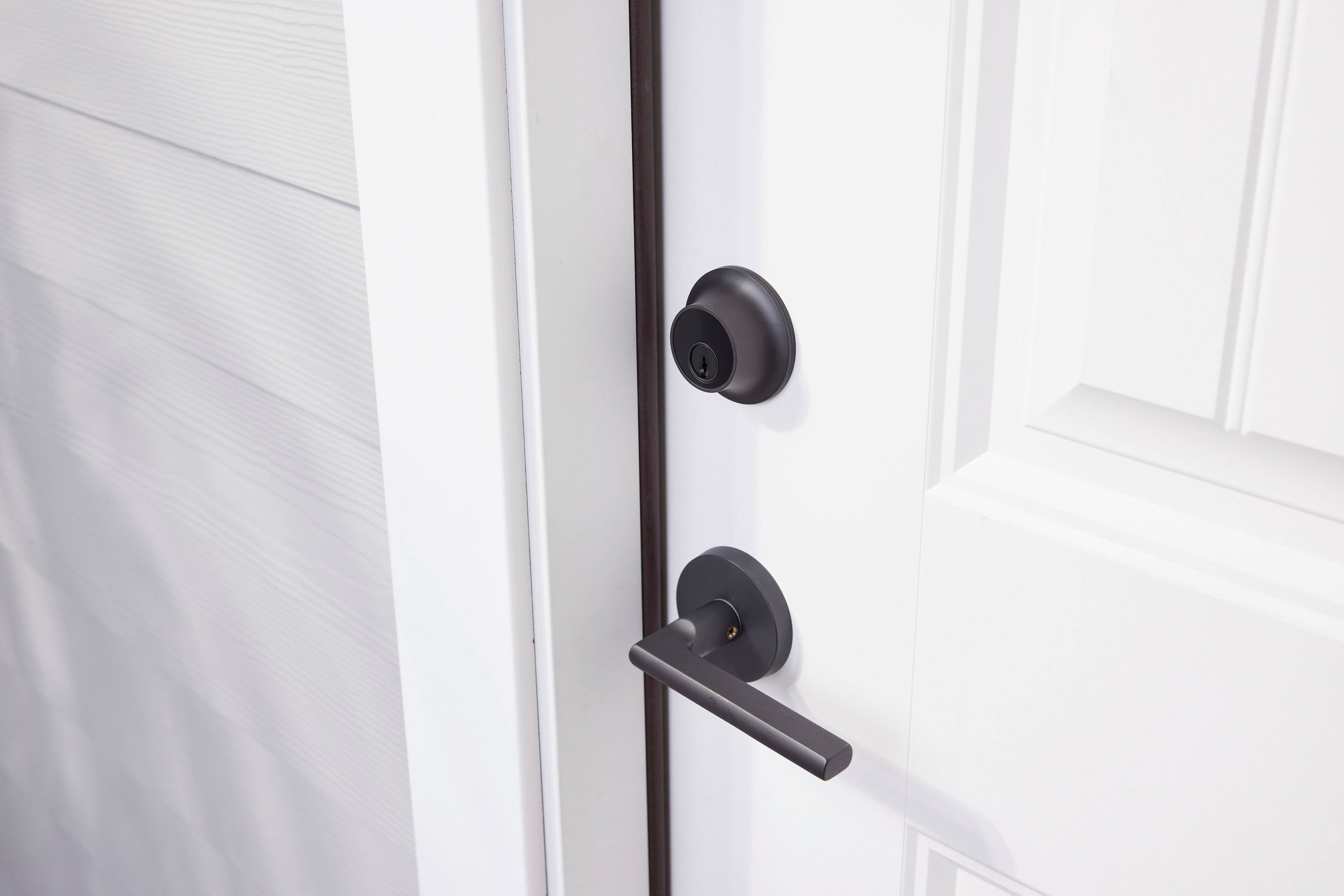 Alt View 12. Level - Lock+ Smart Lock Bluetooth Replacement Deadbolt with Apple HomeKey/App/Key - Matte Black.