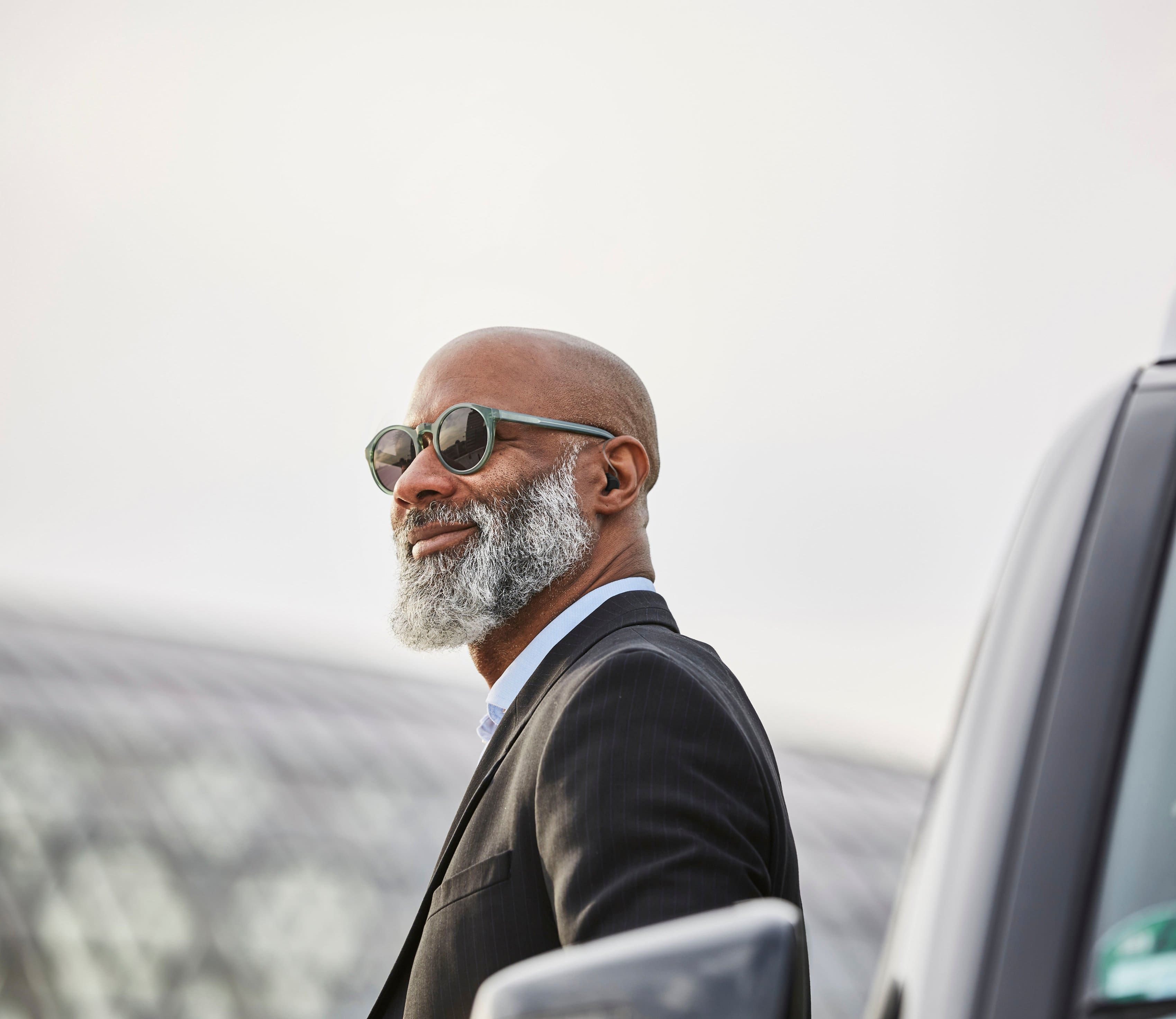 Alt View 23. Sennheiser - All-Day Clear Slim - OTC Self-Fitting Hearing Aid for Mild to Moderate Hearing Loss – All-Day Wear & Bluetooth - Gray.