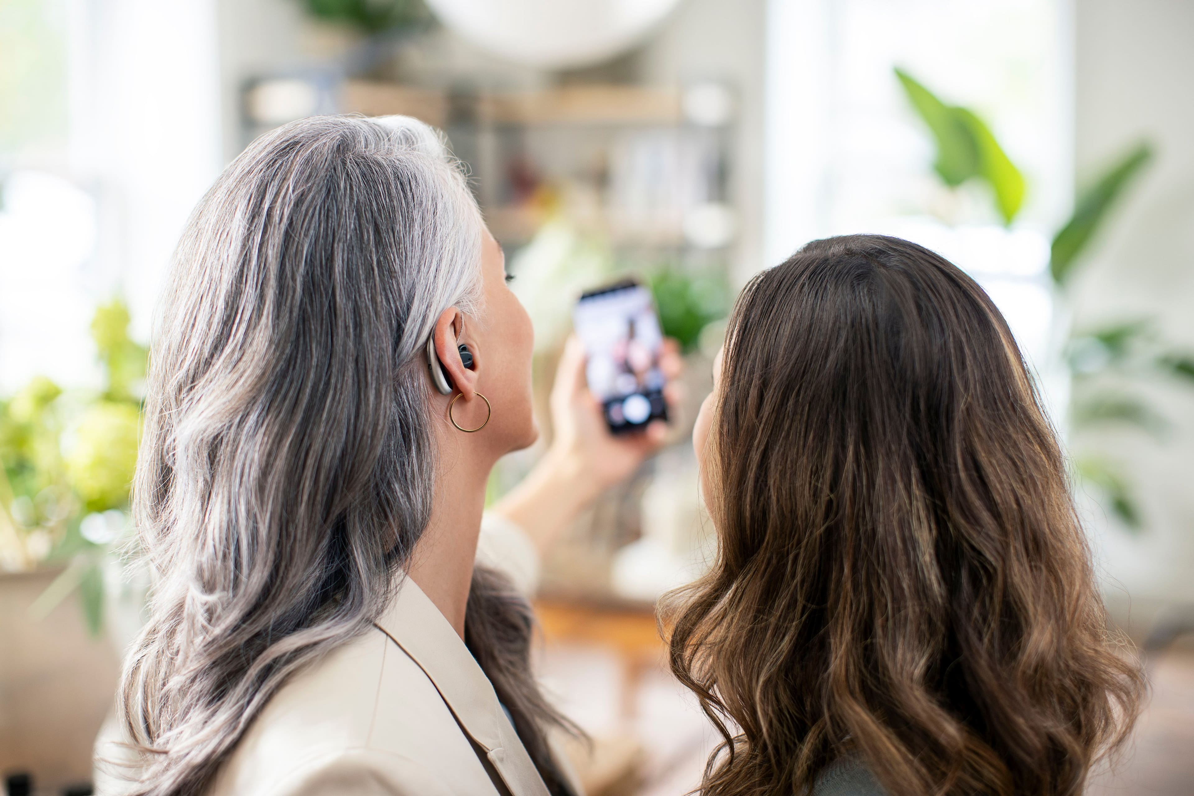 Alt View 34. Sennheiser - All-Day Clear Slim - OTC Self-Fitting Hearing Aid for Mild to Moderate Hearing Loss – All-Day Wear & Bluetooth - Gray.