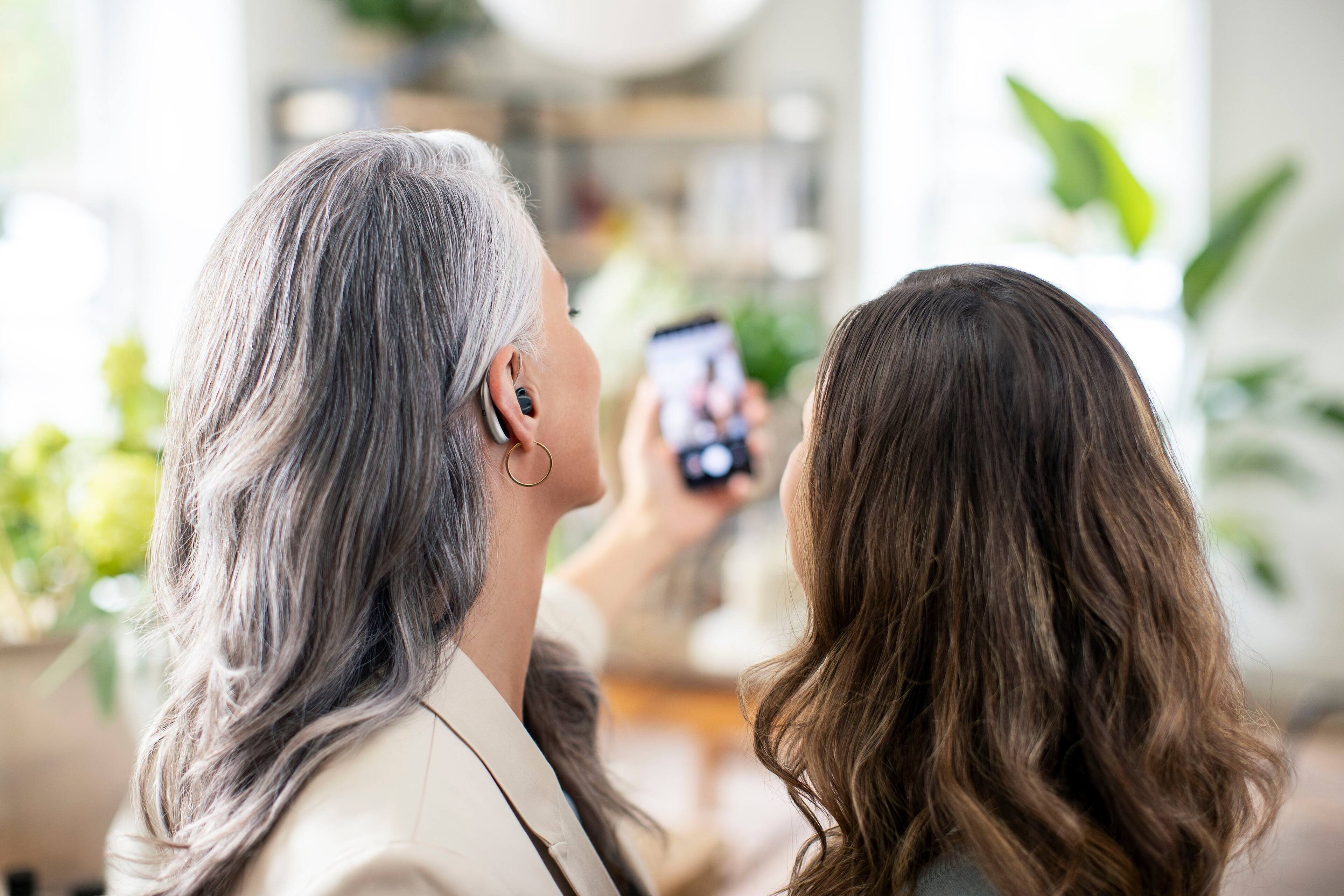 Alt View 34. Sennheiser - All-Day Clear Slim - OTC Self-Fitting Hearing Aid for Mild to Moderate Hearing Loss – All-Day Wear & Bluetooth - Gray.