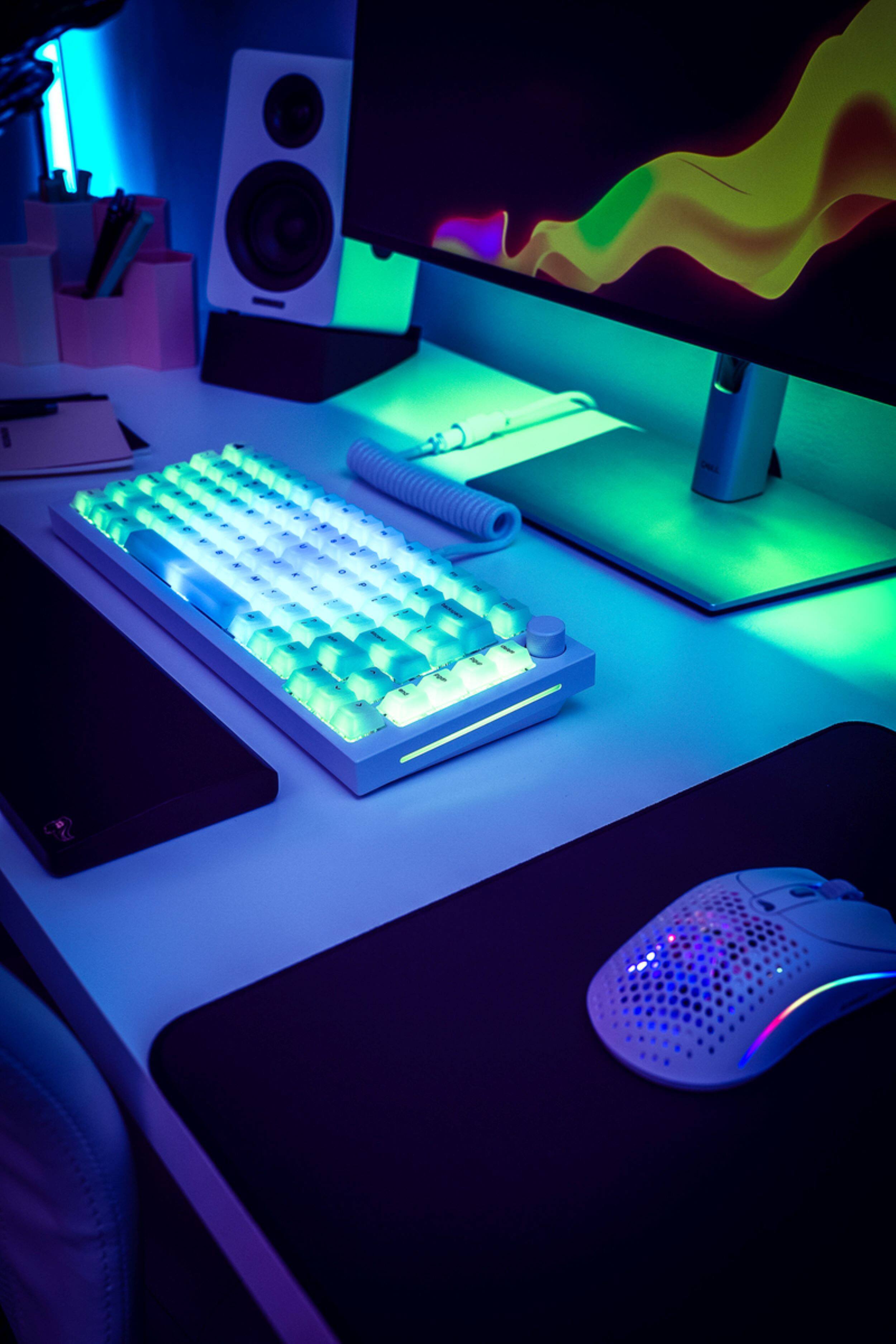 Alt View 14. Glorious - Polychroma Translucent Keycaps - RGB.