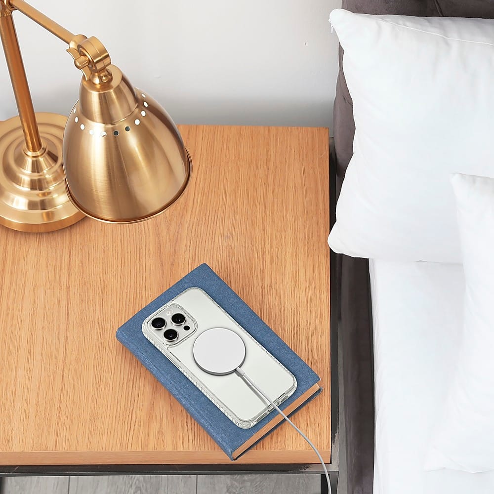 Alt View 18. Insignia™ - Hard-Shell Case with MagSafe for iPhone 15 Pro - Clear.