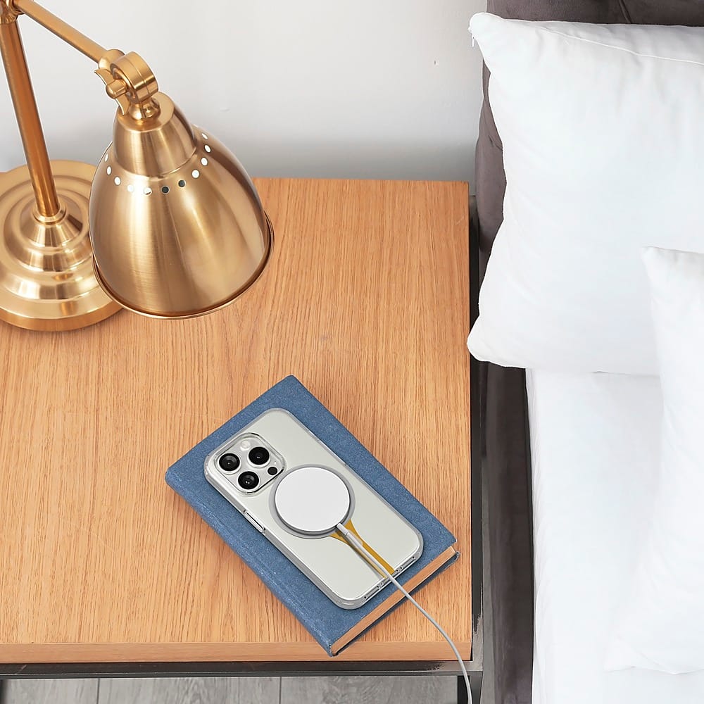 Alt View 12. Insignia™ - Hard-Shell Case with MagSafe for iPhone 15 Pro Max - Golf Pattern.