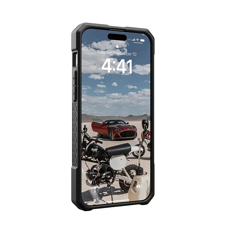 Alt View 3. UAG - Monarch Pro Series Case with Magsafe for Apple iPhone 15 Pro Max - Carbon Fiber.