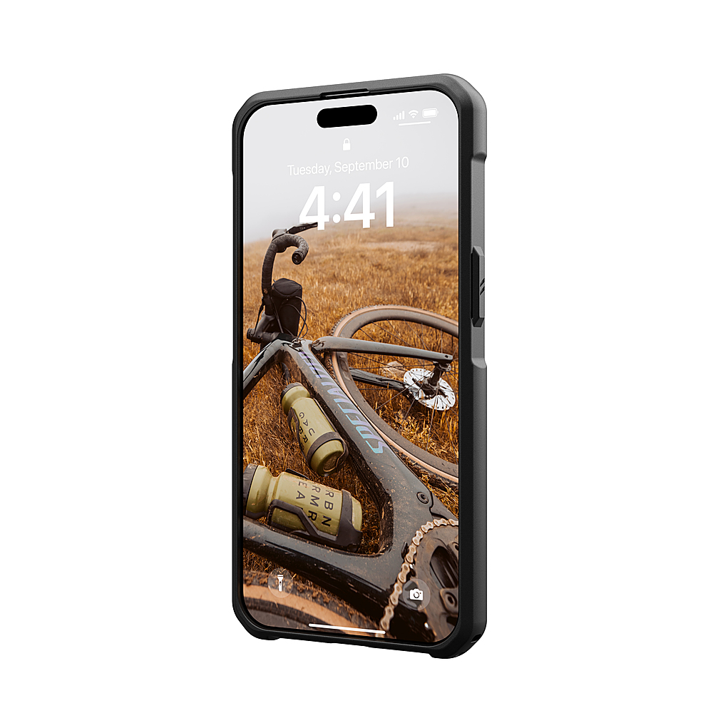 Our Review of Many UAG Cases for the iPhone 15 Pro Max! - The Geek Church