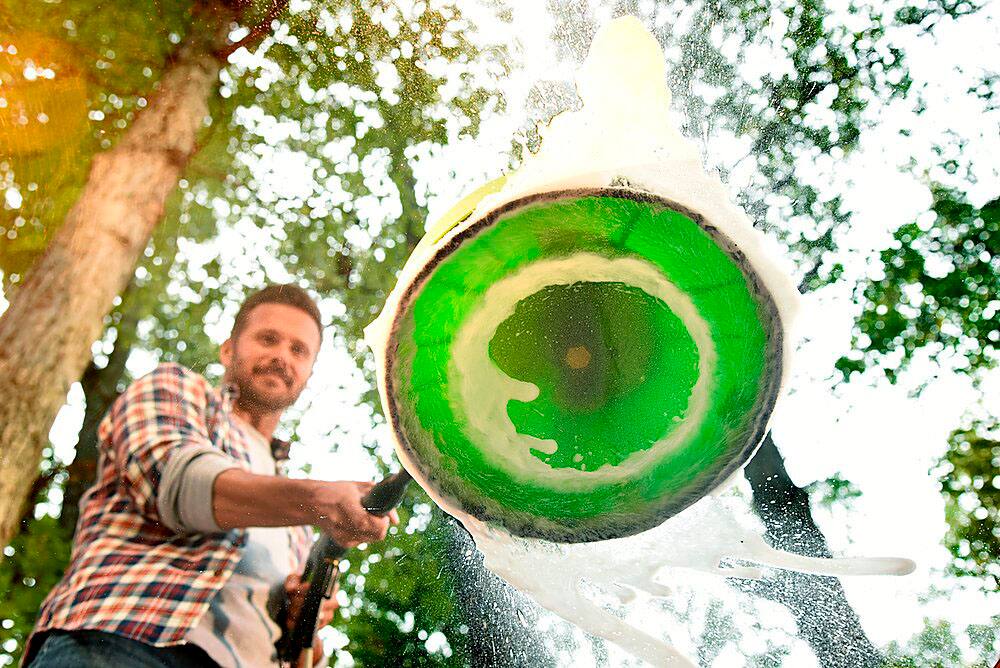 Alt View 11. Greenworks - 1900 PSI 1.2 GPM Electric Pressure Washer Combo Kit - Green.