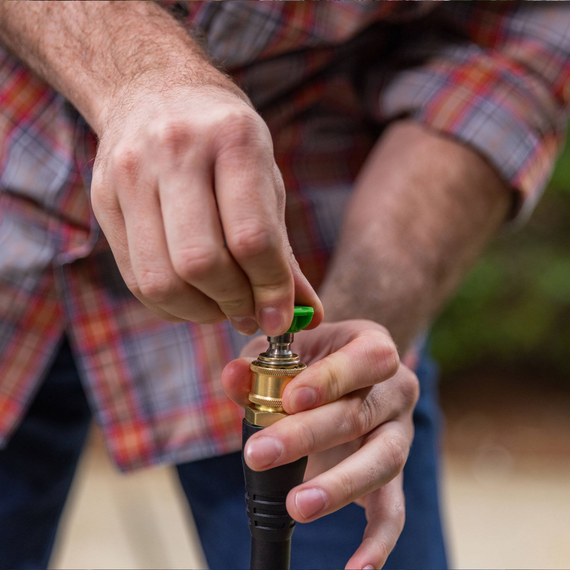 Alt View 17. Greenworks - 1900 PSI 1.2 GPM Electric Pressure Washer Combo Kit - Green.