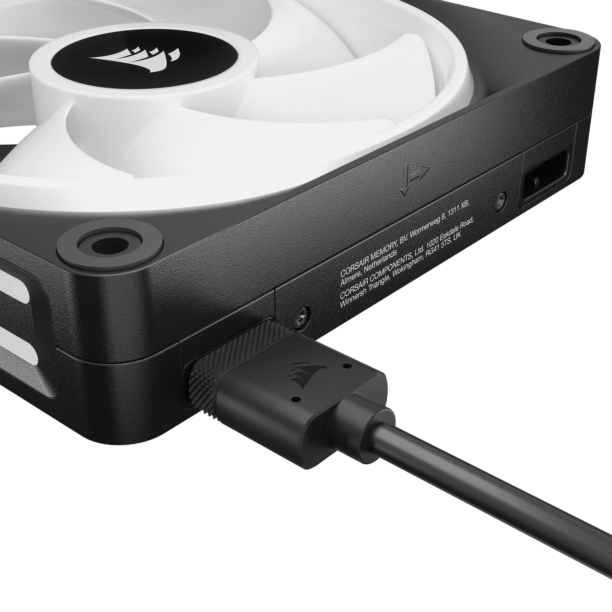 Alt View 21. CORSAIR - iCUE LINK QX120 RGB 120mm PWM Computer Case Fan with iCUE LINK System Hub Kit (3-pack) - Black.